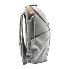 0168009789-peak-design-everyday-backpack-20l-zip-ash-bedbz-20-as-2-e