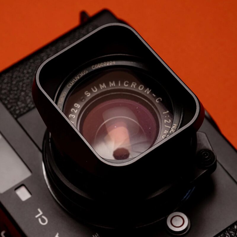 0168011615-squarehood-for-leica-summicron-c-40mm-svart