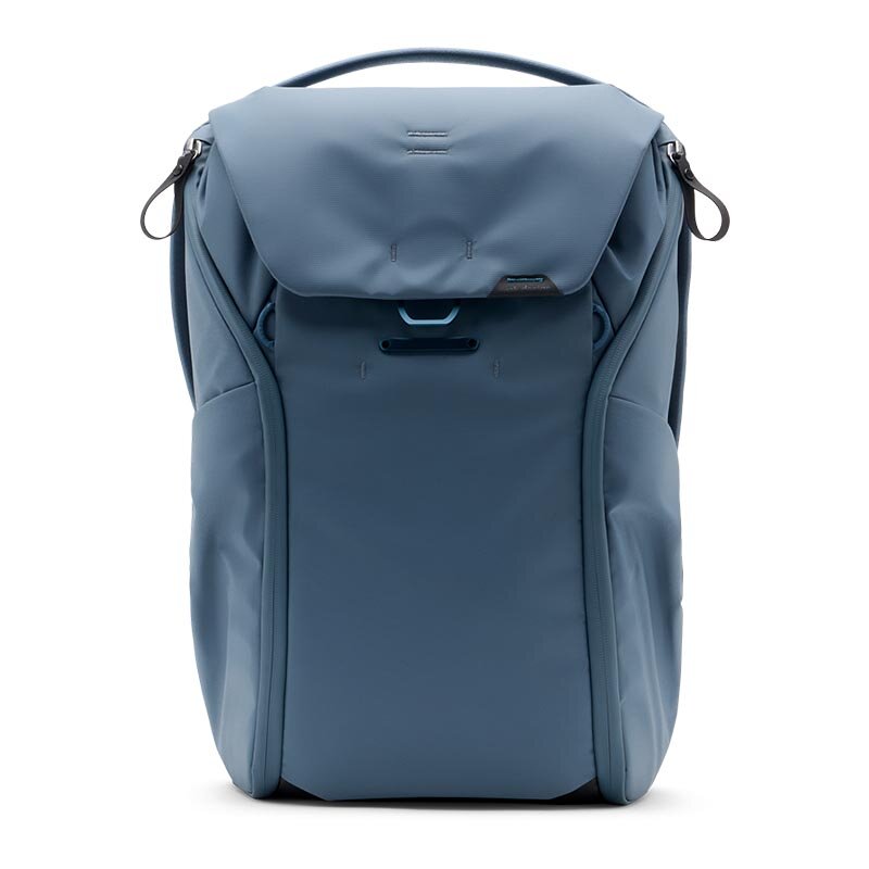 0168011943-peak-design-everyday-backpack-30l-v2-ocean-bedb-30-ds-3