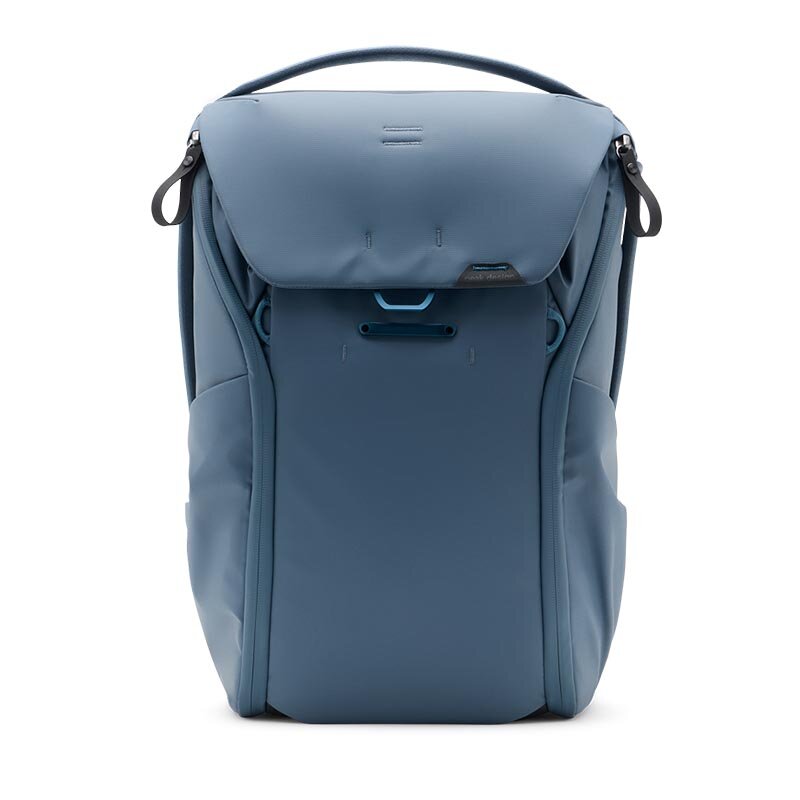 0168011945-peak-design-everyday-backpack-20l-v2-ocean-bedb-20-ds-3