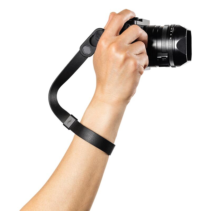 0168012112-peak-design-cuff-leather-camera-strap-wrist-black-lrs-wr-bk-1