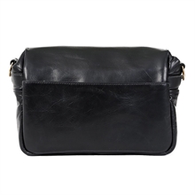 0168007934-ona-bowery-black-leather-b