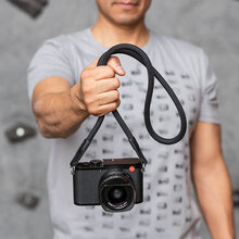 0168009314-leica-rope-strap-black-126cm-19636-d