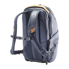 0168009788-peak-design-everyday-backpack-20l-zip-midnight-bedbz-20-mn-2-d