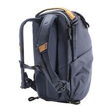 0168009794-peak-design-everyday-backpack-20l-v2-midnight-bedb-20-mn-2-c