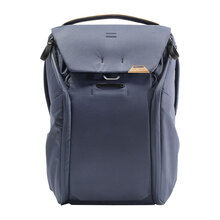 0168009794-peak-design-everyday-backpack-20l-v2-midnight-bedb-20-mn-2