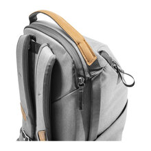 0168009795-peak-design-everyday-backpack-20l-v2-ash-bedb-20-as-2-e