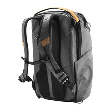 0168009799-peak-design-everyday-backpack-30l-v2-charcoal-bedb-30-ch-2-c