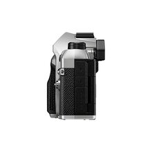 0168011699-om-system-om-5-mark-ii-silver-e