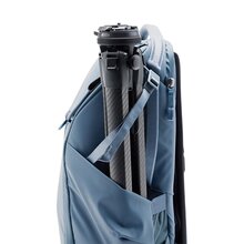 0168011945-peak-design-everyday-backpack-20l-v2-ocean-bedb-20-ds-3-e