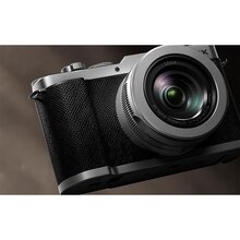 0168012544-panasonic-lumix-l10-silver-f