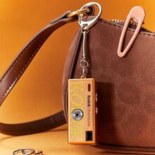 0168012593-charmera-millennium-keychain-digital-camera-blind-box-c